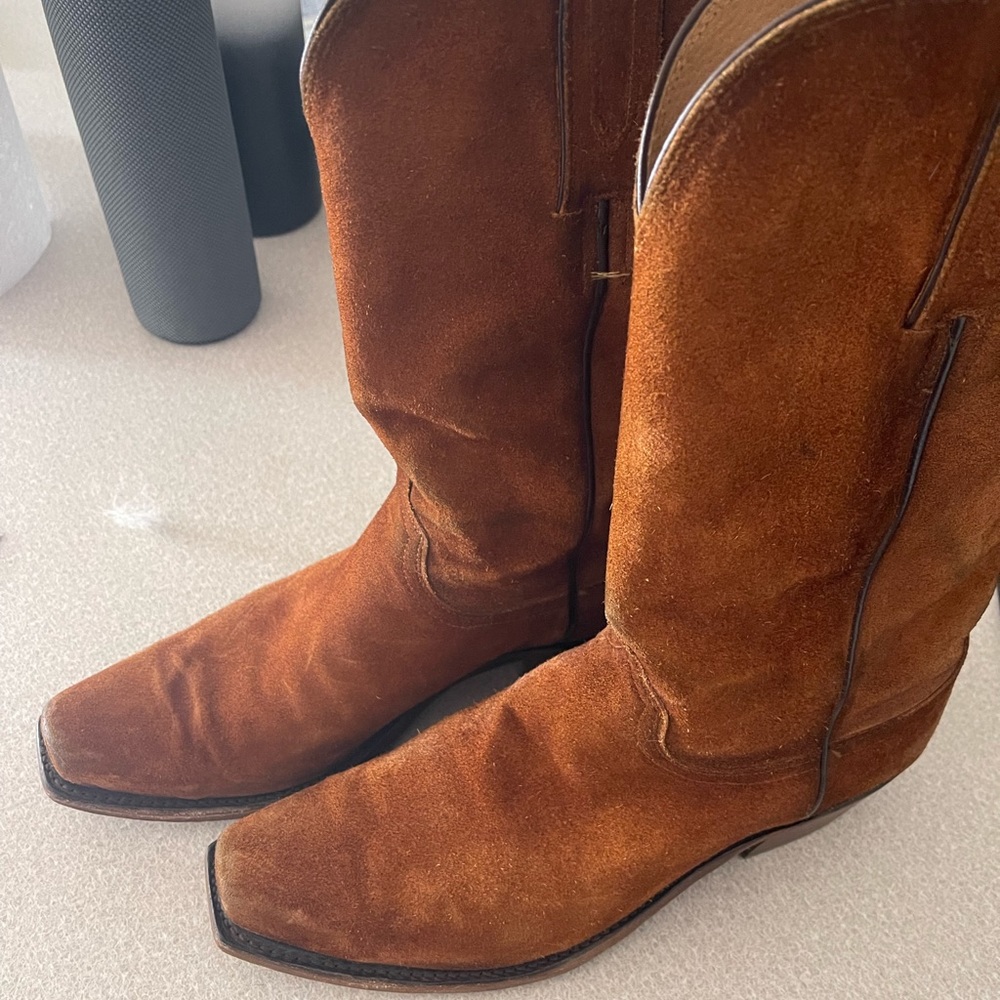 Lucchese Livingston/Canyon Suede Cowboy Boots!